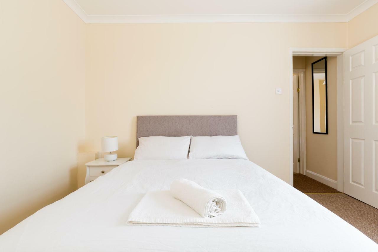 Well Presented 2 Bedroom House - Sleeps Four Leamington Spa Bagian luar foto